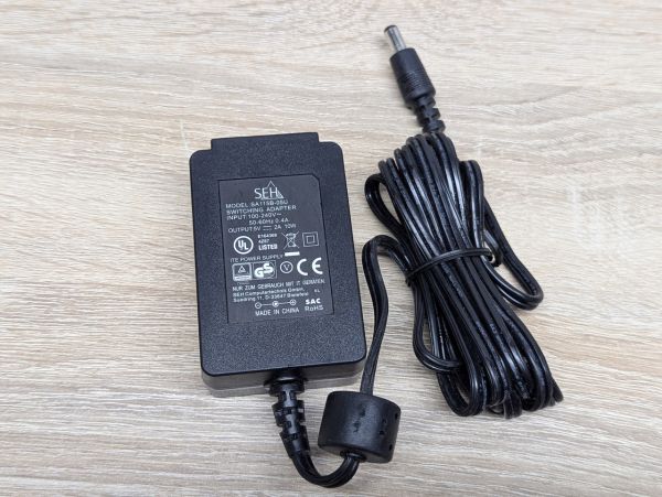 Б/В Блок живлення SEH SA115B-05U,10W,5V,2A,5.5x2.5мм