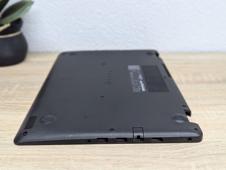 Б/В Нижня частина корпусу ноутбука Dell Vostro 3491