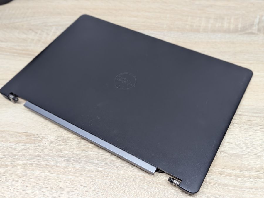 Б/В Кришка матриці для ноутбука Dell Latitude E5570,00XDXV