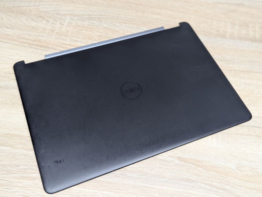Б/В Кришка матриці для ноутбука Dell Latitude E5470 [ProductHub SKU 0C0MRN]