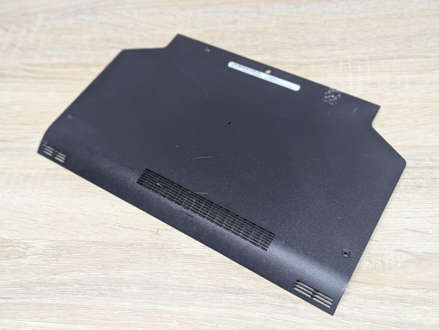 Б/В Сервісна кришка для ноутбука Dell Latitude E5520 [ProductHub SKU 1A22MJR00]