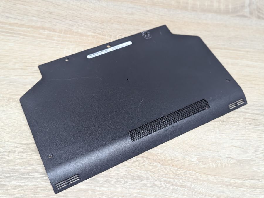 Б/В Сервісна кришка для ноутбука Dell Latitude E5520 [ProductHub SKU 1A22MJR00]