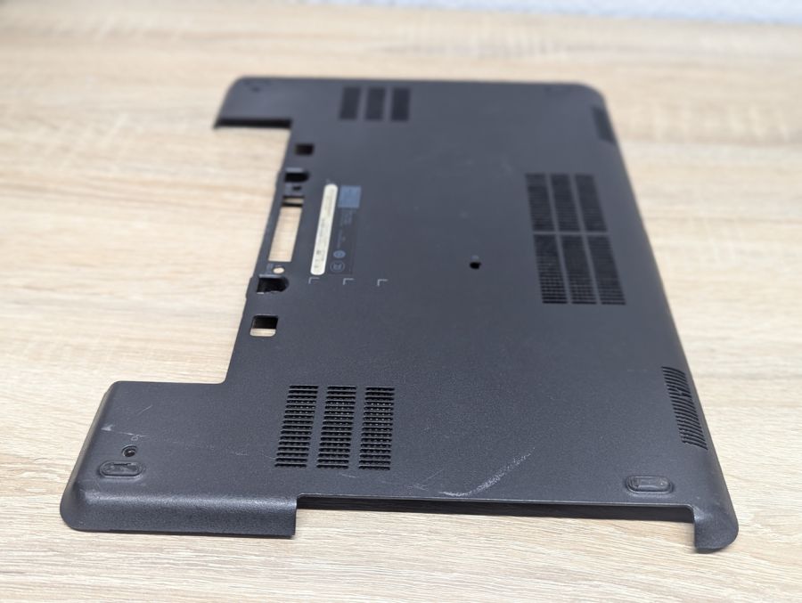 Б/В Cервісна кришка для ноутбука Dell Latitude E5440 [ProductHub SKU 063J7T]