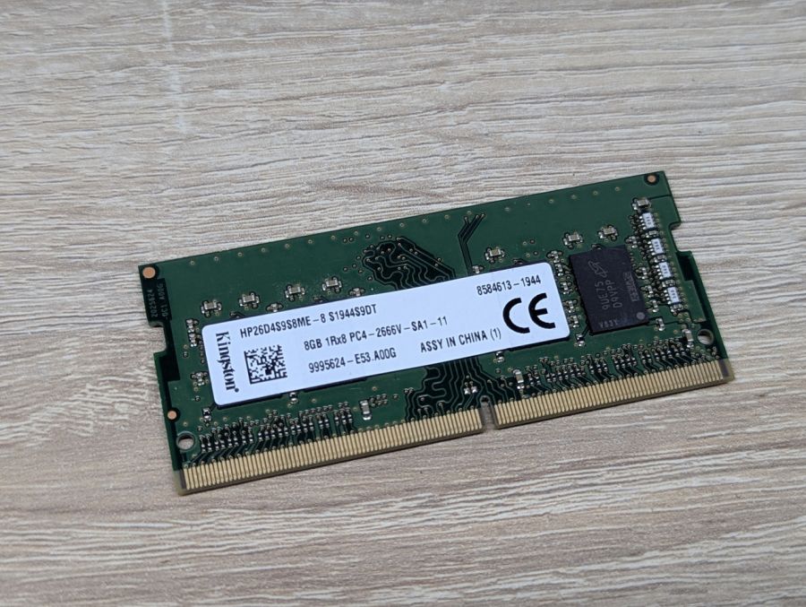 Б/В Оперативна пам'ять Kingston DDR4 8GB 2666 МГц