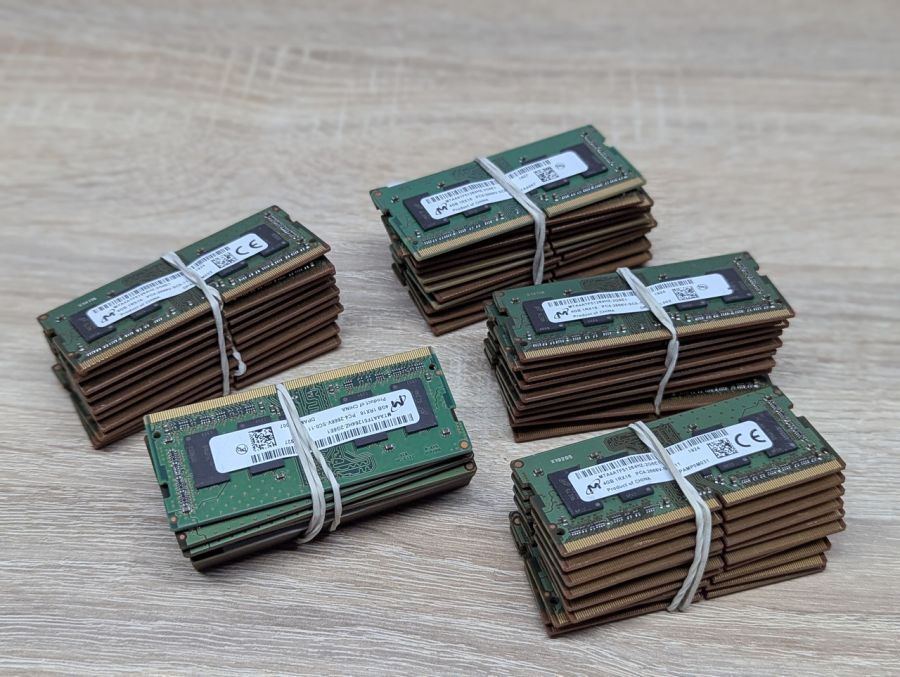 Б/В Оперативна память Micron 4GB DDR4 SODIMM 2666 МГц