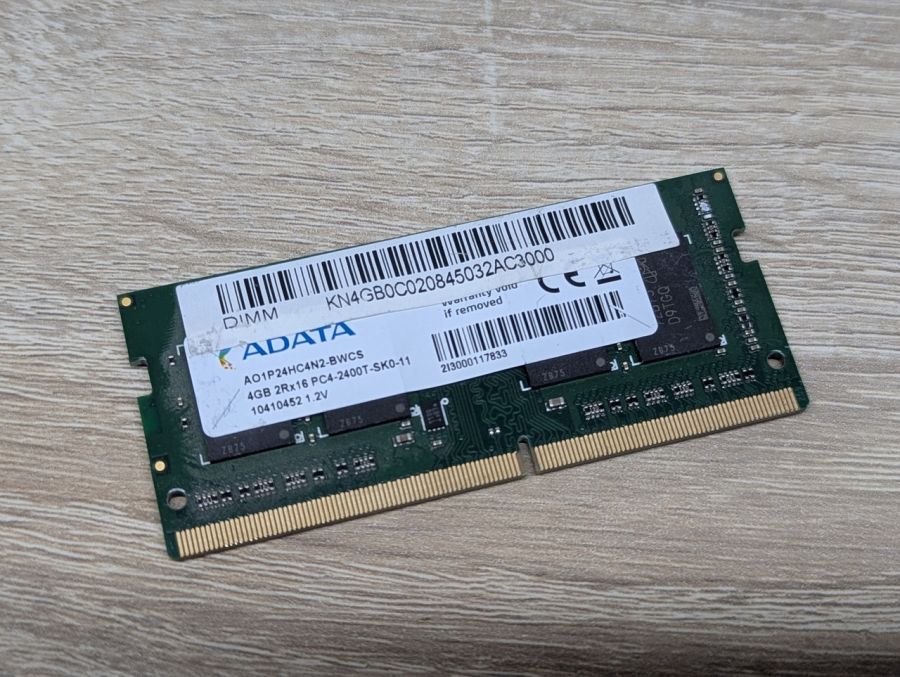 Б/В Оперативна память ADATA 4Gb DDR4 SO-DIMM 2400 МГц [ProductHub SKU ADATA4Gb2400]