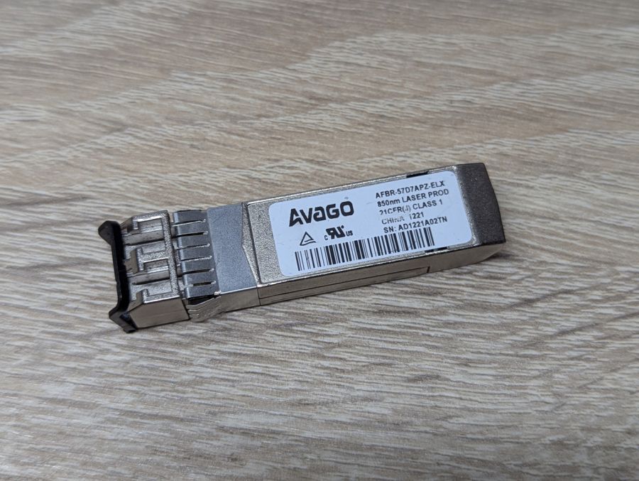 Б/В Оптичний трансивер Avago AFBR-57D7APZ-ELX SFP+
