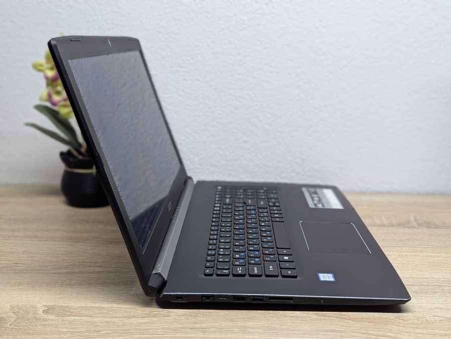 Ноутбук Б/В Acer Aspire A517 51, Intel Core i3-7020U, DDR4 8 GB, SSD 256GB, 17" HD