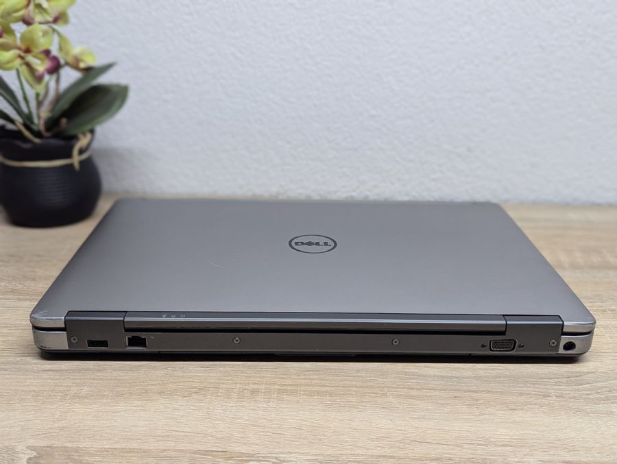 Ноутбук Б/В Dell Latitude E6540, Intel Core i5-4310M, DDR3 8 GB, SSD 256GB, 15.6" Full HD