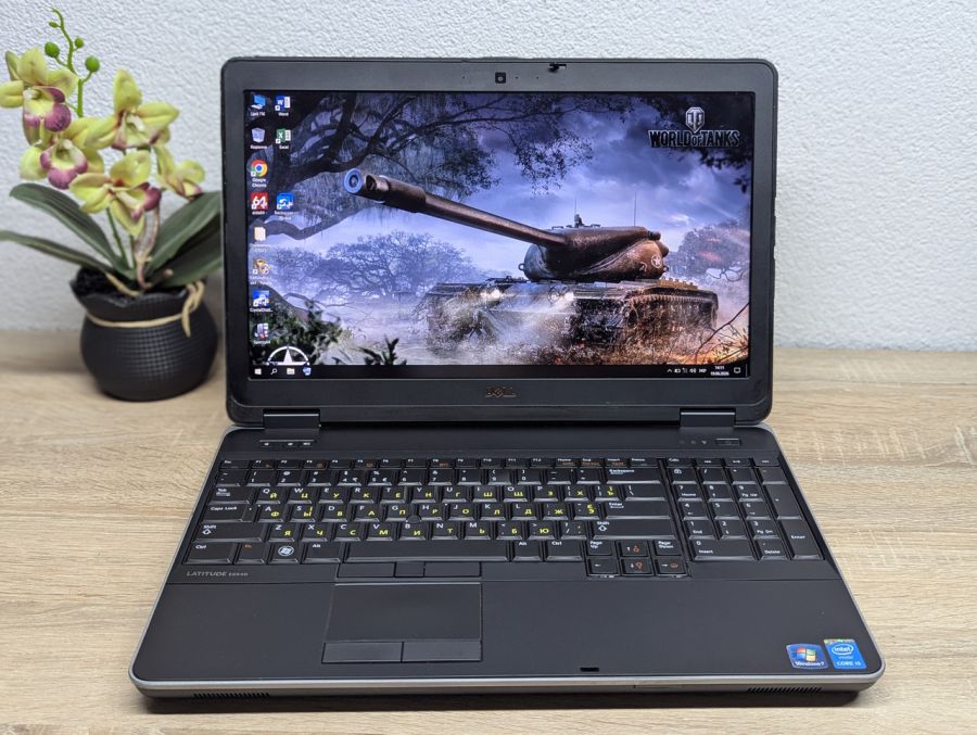 Ноутбук Б/В Dell Latitude E6540, Intel Core i5-4310M, DDR3 8 GB, SSD 256GB, 15.6" Full HD