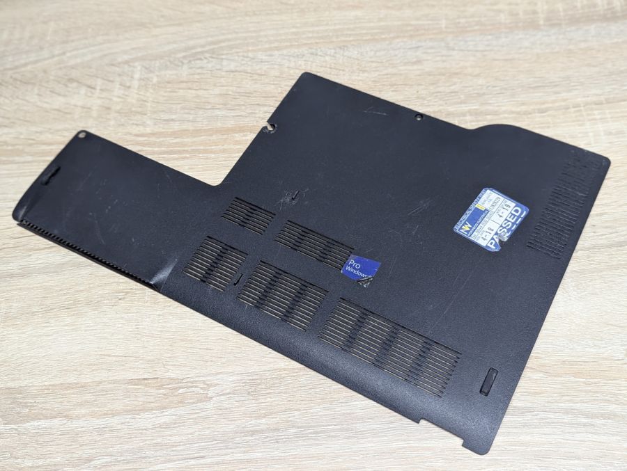 Б/В Сервісна кришка для ноутбука Novatech C15B,Medion Akoya P6647 P6648 E6420T