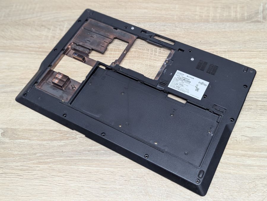 Б/В Піддон для ноутбука Fujitsu LIFEBOOK E558