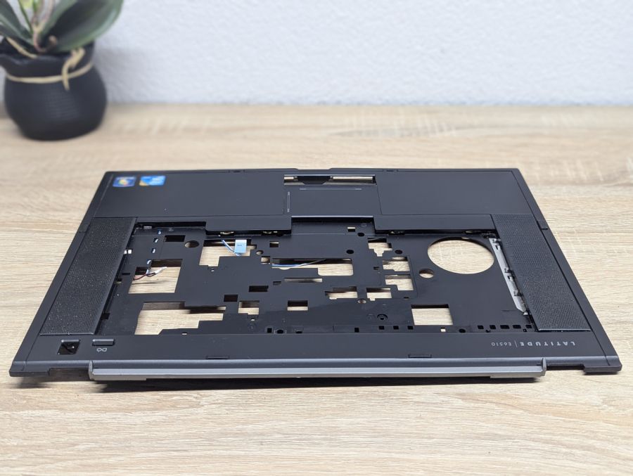 Б/В Топкейс із тачпадом для ноутбука Dell Latitude E6510 [ProductHub SKU 060YVG]