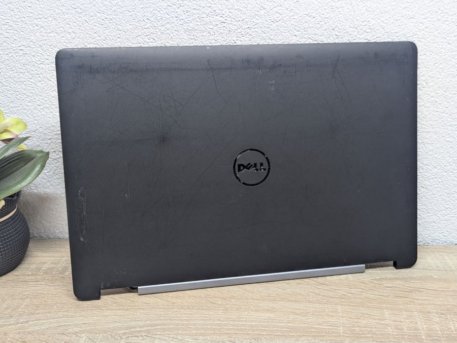 Б/В Кришка матриці+рамка для ноутбука Dell Latitude E5570 [ProductHub SKU JMC3P]