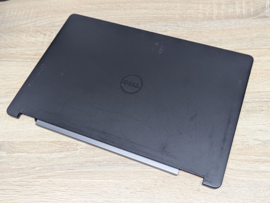 Б/В Кришка матриці+рамка для ноутбука Dell Latitude E5570 [ProductHub SKU JMC3P]