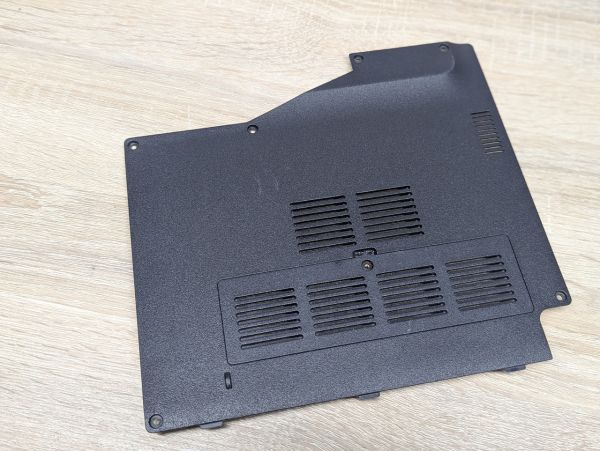 Б/В Cервісна кришка для ноутбука Fujitsu Lifebook A357\A555\A557