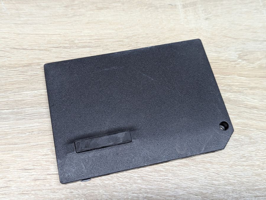 Б/В Cервісна кришка відсіку RAM для ноутбуків Acer Aspire серій A515, A517, A717 [ProductHub SKU AP210000200]