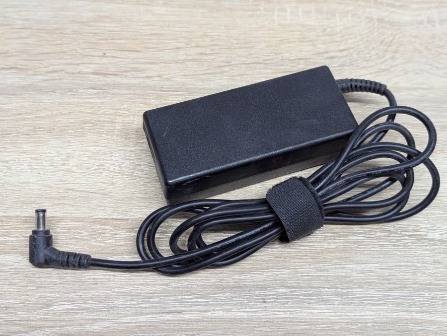 Б/В Блок живлення HP 65W,18.5V,3.5A,4.8 х 1.7 мм