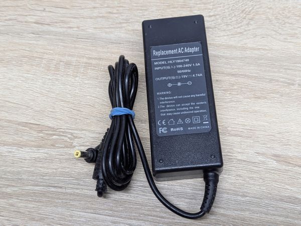 Б/В Блок живлення 90W,19V, 4.74A,5.5 х 2.5 мм