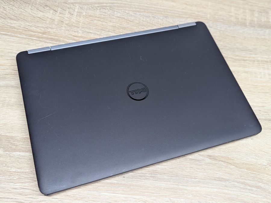 Ноутбук Б/В Dell Latitude E7270, Intel Core i5-6300U, DDR4 8 GB, SSD 256GB, 12" HD