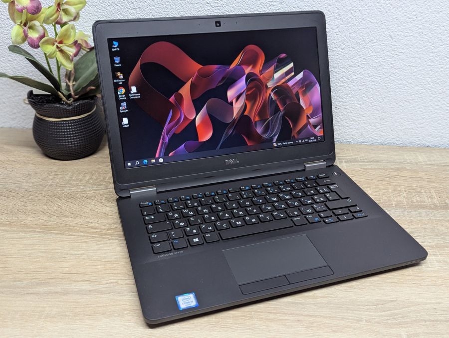 Ноутбук Б/В Dell Latitude E7270, Intel Core i5-6300U, DDR4 8 GB, SSD 256GB, 12" HD [ProductHub SKU Dell637]