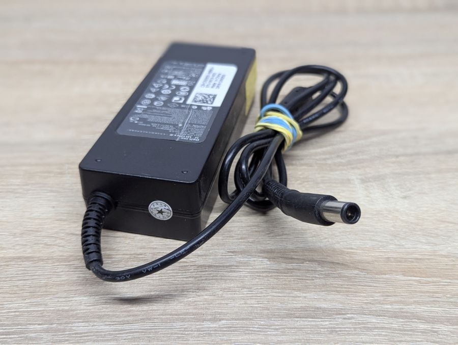 Б/В Блок живлення Dell ADP-90LD B,90W,19.5 V, 4.62 A,7.4 x 5.0 мм [ProductHub SKU ADP-90LD B]