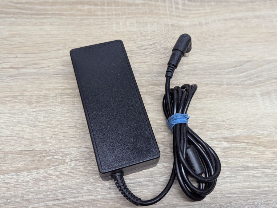 Б/В Блок живлення Xssive XSS-ULC1, 90 Вт,19.5V,4.62A,4.5x3.0мм [ProductHub SKU Xssive4.5x3.0]