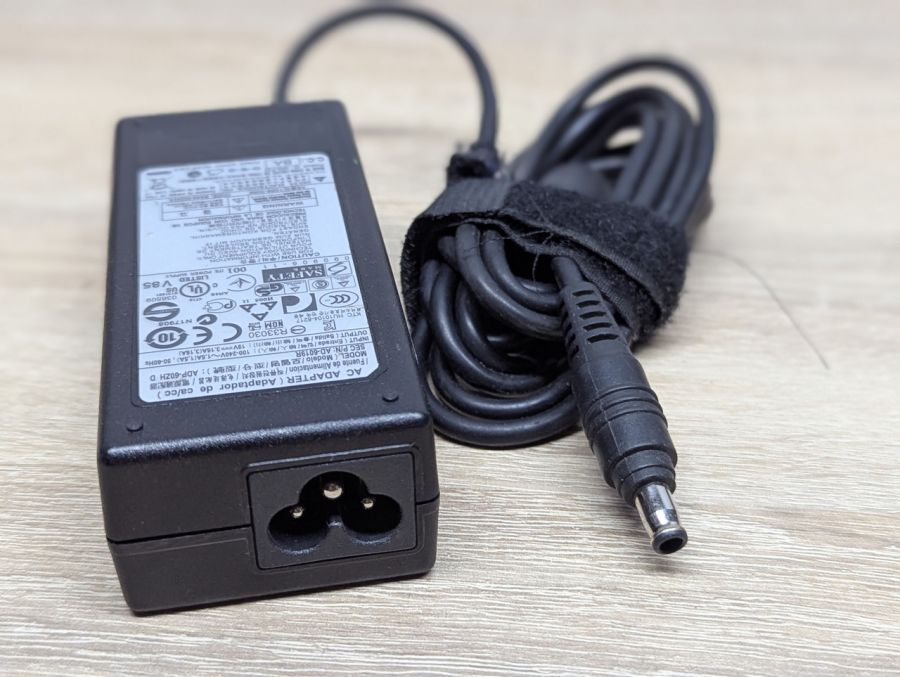 Б/В Блок живлення Delta Electronics ADP-60ZH D,60W,19 V,3.16 A, 5.5 x 3.0 мм