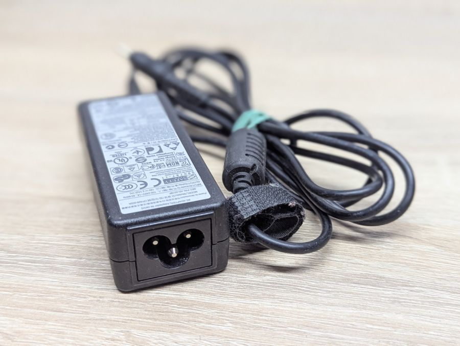 Б/В Блок живлення Samsung CPA09-002A,40W,19V,2.1 A,3.0 x 1.1 мм