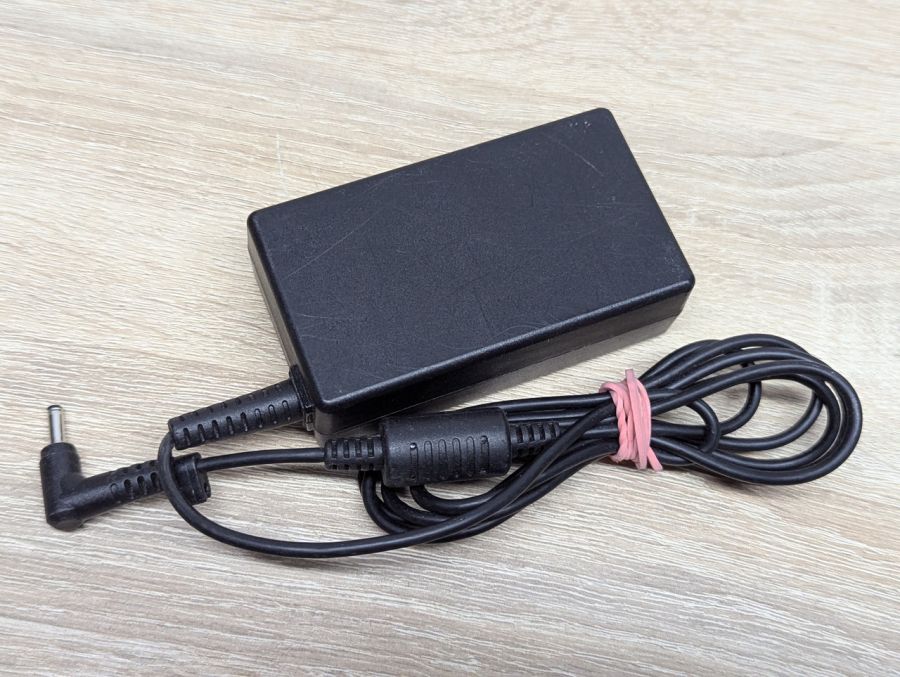 Б/В Блок живлення Chicony A18-065N3A,65W,19V,3.42 A,3.5 x 1.35 мм