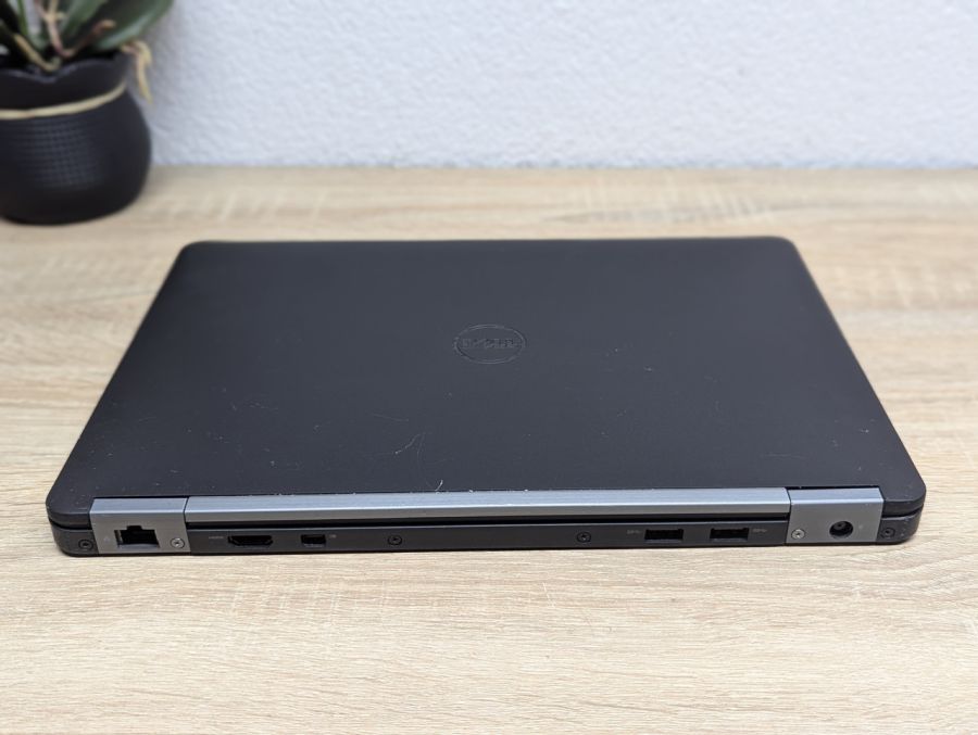 Ноутбук Б/В Dell Latitude E7270, Intel Core i5-6300U, DDR4 8 GB, SSD 256GB, 12" HD