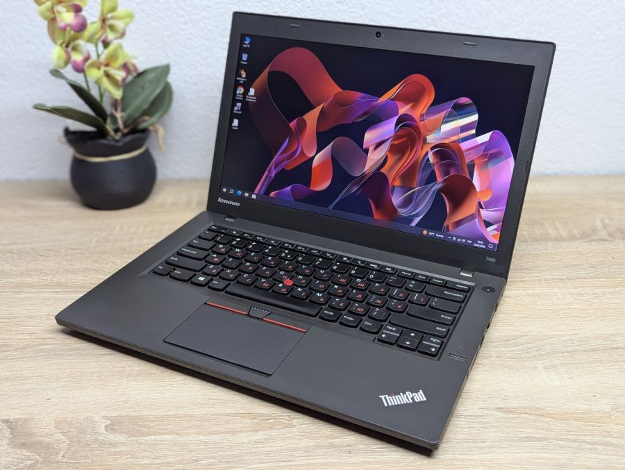 Ноутбук Б/В Lenovo ThinkPad T450, Intel Core i5-5300U, DDR3 8 GB, SSD 120GB, 14" HD