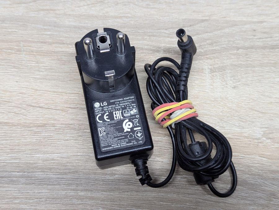 Б/В Блок живлення LG ADS-40FSG,32.3W,19V,1.7A, 6.0 х 4.4 мм