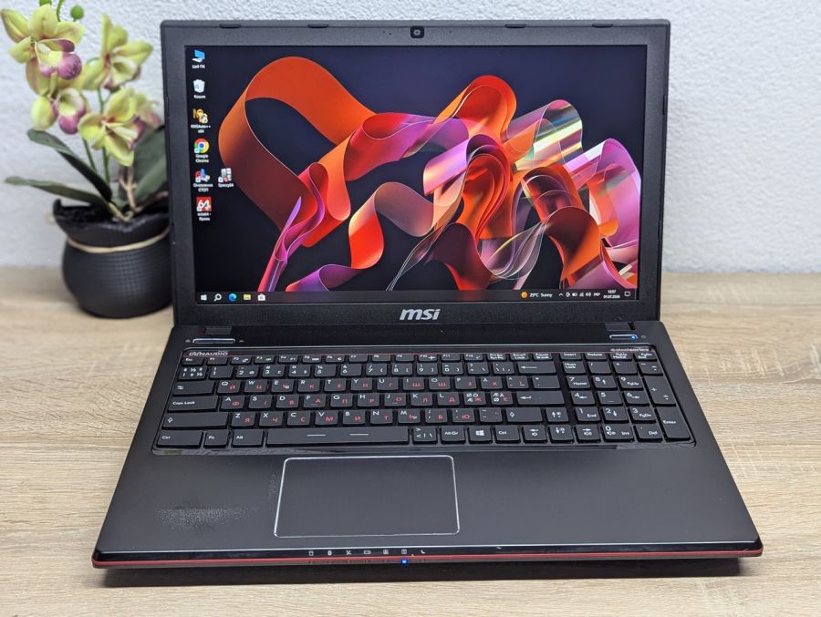 Ноутбук Б/В MSI GE60 2PC Apache, Intel Core i7-4700HQ, DDR3 16 GB, SSD 256GB, NVIDIA GeForce GTX 860M 2Gb, 15.6" Full HD