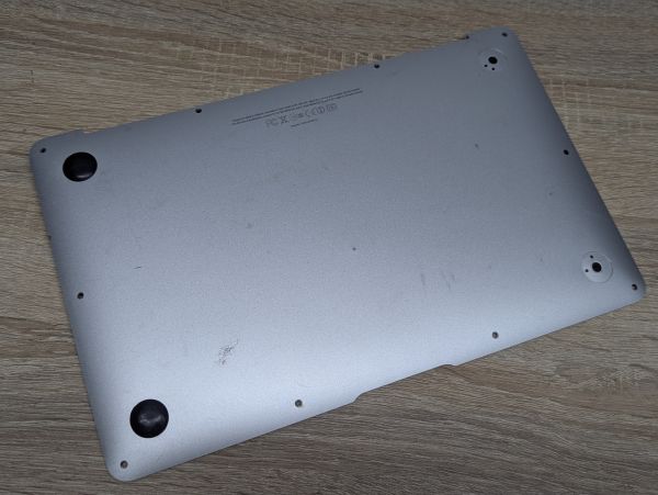 Б/В Нижня кришка корпусу для Apple MacBook Air 11(A1370)