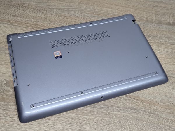 Б/В Піддон для ноутбука HP 250 G7,255 G7, L49982-001
