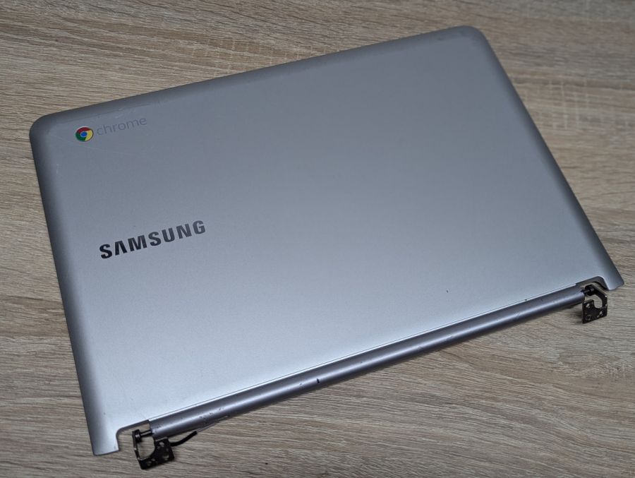 Б/В Верхня кришка матриці для Samsung Chromebook XE303C12 [ProductHub SKU BA75-04169A]