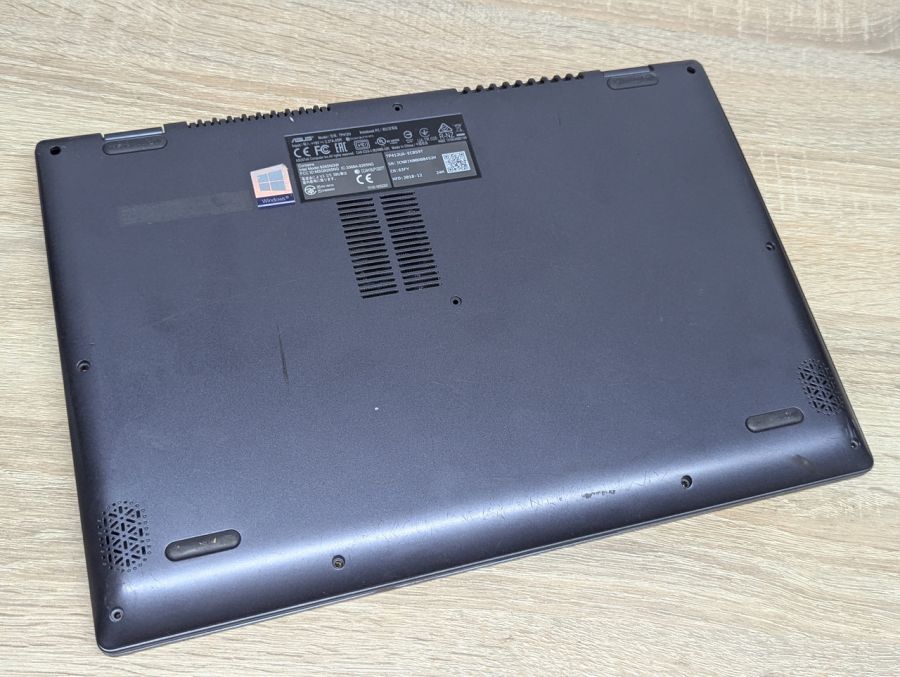 Б/В Ноутбук Asus VivoBook Flip 14 TP412U на розбір або відновлення