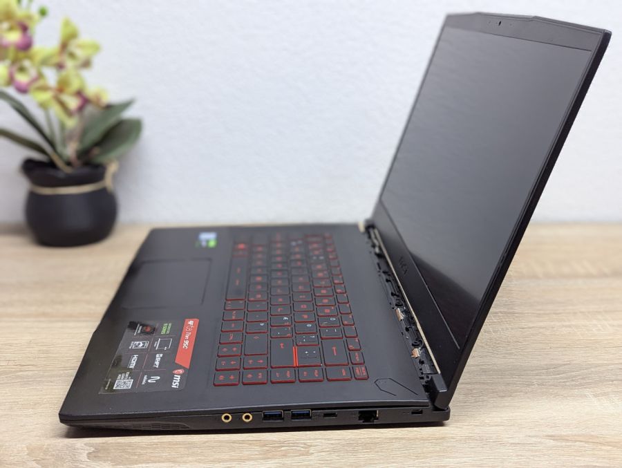 Б/В Ноутбук MSI MS-16R3 під розбір