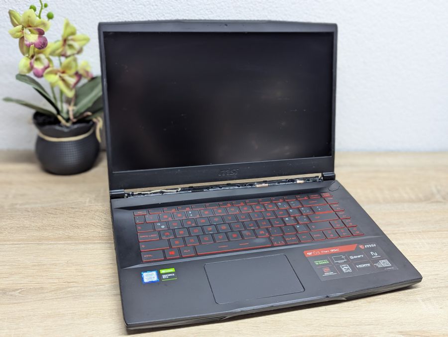 Б/В Ноутбук MSI MS-16R3 під розбір