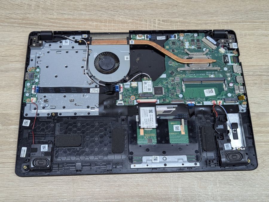 Б/В Ноутбук Acer Aspire 3 під розбір або відновлення [ProductHub SKU Acer192]