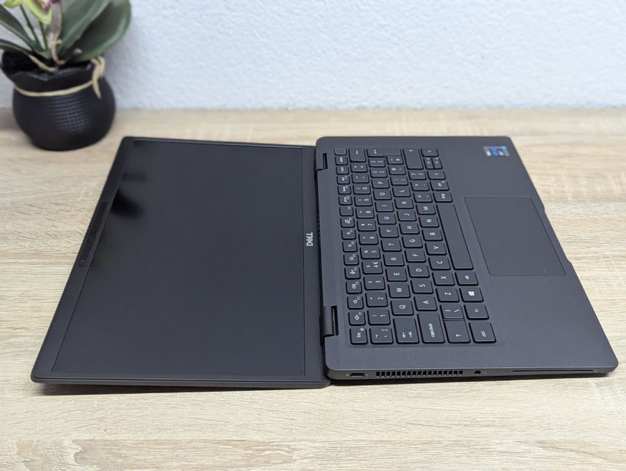 Б/В Ноутбук Dell Latitude 7320 під розбір або відновлення [ProductHub SKU Dell649]