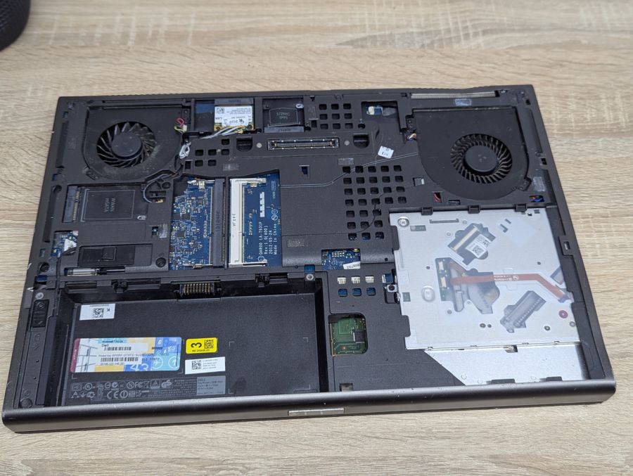 Б/В Ноутбук Dell Precision M4700 під розбір