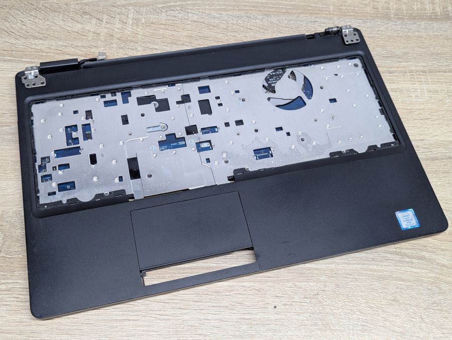 Б/В Частина корпусу+материнська плата для ноутбука Dell Latitude 5580 під розбір [ProductHub SKU CN-A174PD]