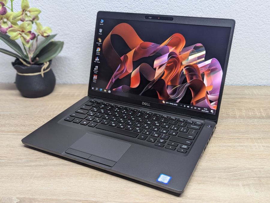 Ноутбук Б/В Dell Latitude 5400, Intel Core i5-8665U, DDR4 16 GB, SSD 256GB, 14" Full HD Сенсор [ProductHub SKU Dell657]