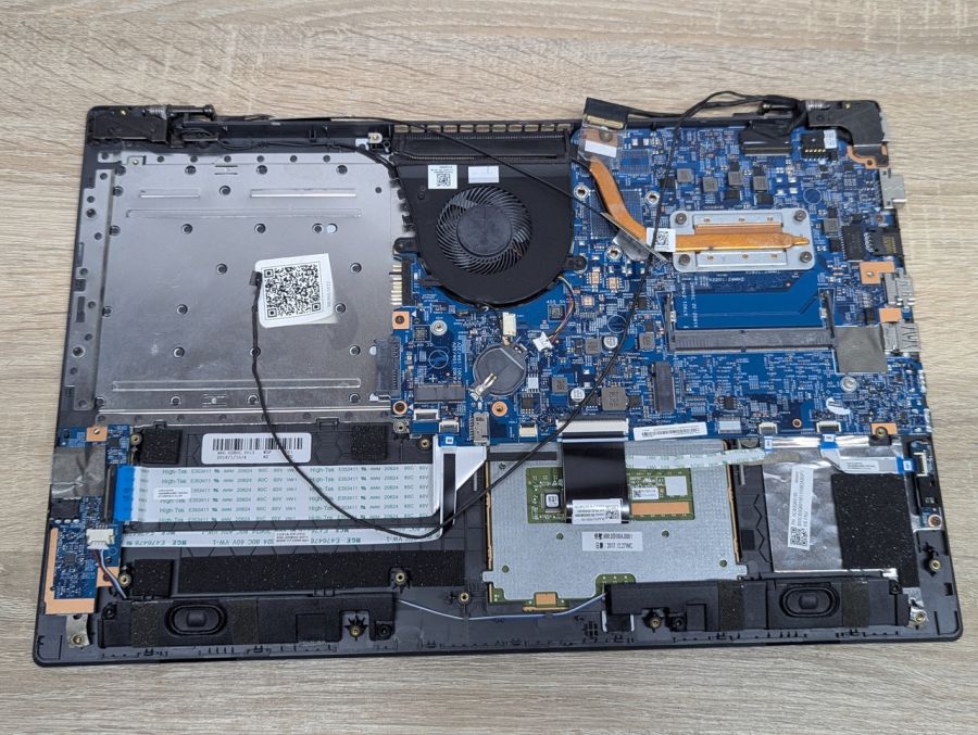 Б/В Топкейс з клавіатурою та материнською платою для Lenovo IdeaPad V330-15