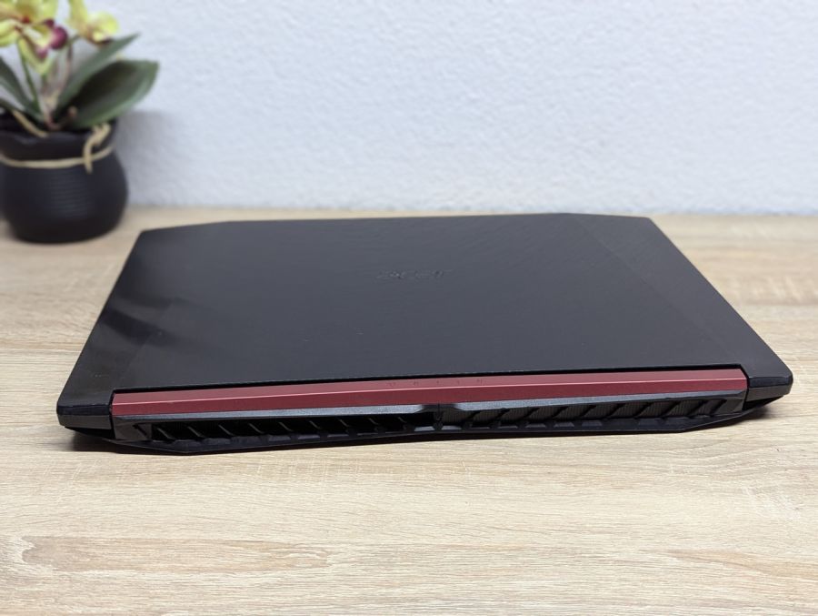 Ноутбук Б/В Acer Nitro AN515-51, Intel Core i7-7700HQ, DDR4 16 GB, SSD 256GB + SSD 500GB, NVIDIA GeForce GTX 1050 2Gb, 15.6" Full HD