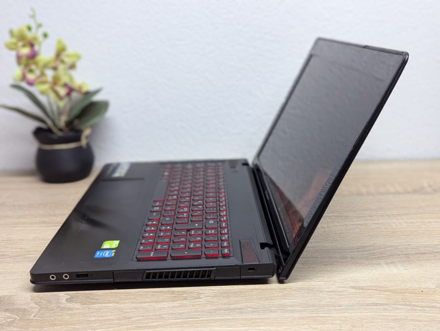 Ноутбук Б/В Lenovo IdeaPad Y510P, Intel Core i7-4700MQ, DDR3 16 GB, SSD 256GB, GeForce GT 755M 2Gb, 15" Full HD [ProductHub SKU L623]