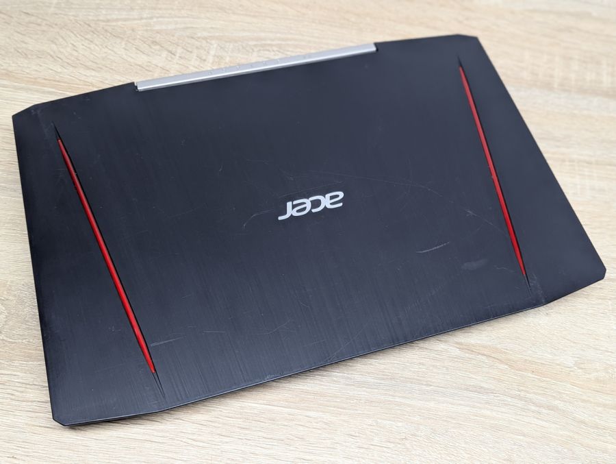 Ноутбук Б/В Acer Aspire VX5-591G, Intel Core i5-7300HQ, DDR4 16 GB, SSD 256GB + SSD 500GB, GTX 1050 4Gb, 15.6" Full HD
