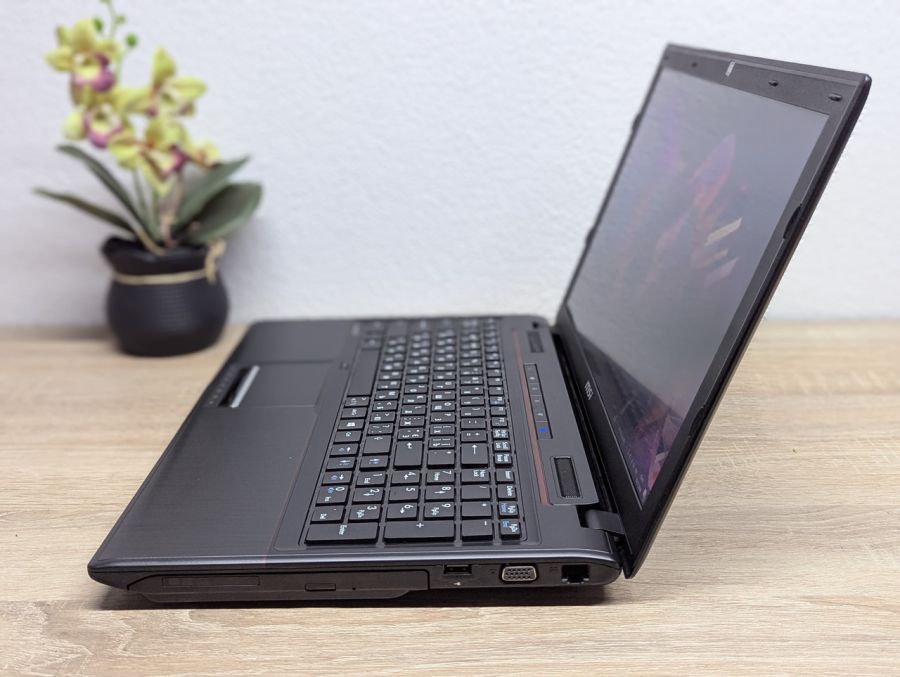 Ноутбук Б/В MSI MS-16GH, Intel Core i5-4210H, DDR3 16 GB, HDD 500GB + SSD 128GB, NVIDIA GeForse 940M 2Gb, Full HD